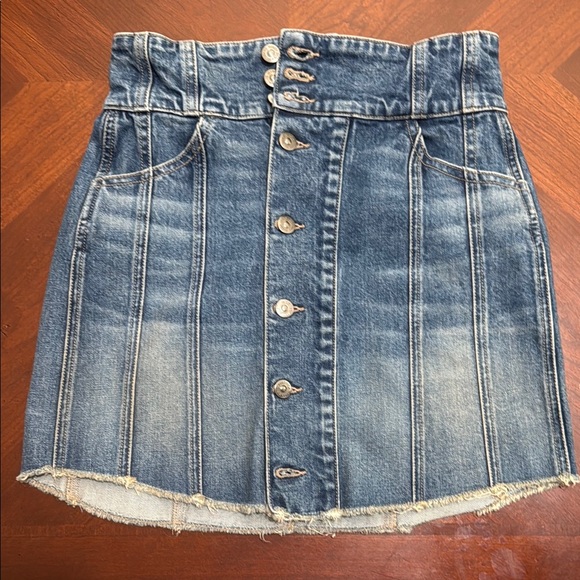 Veronica Beard Blue denim Mini Pencil Skirt Casual button front Sz M - Picture 3 of 13